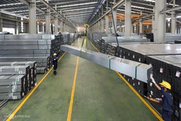Steel exports surge 127 pct