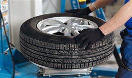Tire giant Casumina reports first quarterly loss