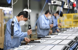 Vietnam focuses on industrial production recovery