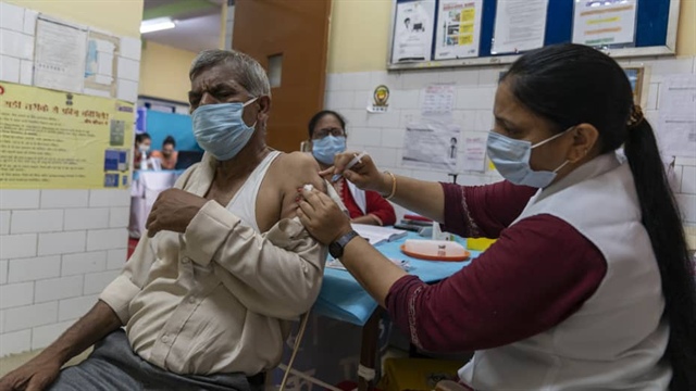 WHO cấp phép khẩn cấp cho vaccine ngừa Covid-19 của Ấn Độ ảnh 1