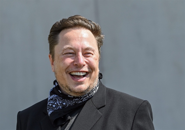 Elon Musk bán cổ phiếu Tesla ảnh 1