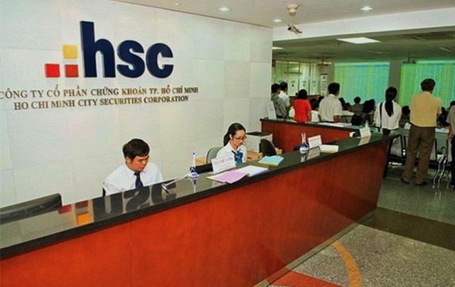 Read more about the article HFIC chỉ bán được 10% quyền mua cổ phiếu HCM