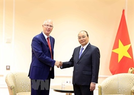 State President calls for stronger Vietnam-Russia business engagement