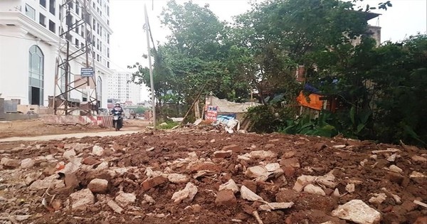 Read more about the article Yêu cầu làm rõ thông tin ‘đổi 60ha đất lấy 1,6 km đường’ ở Hà Nội