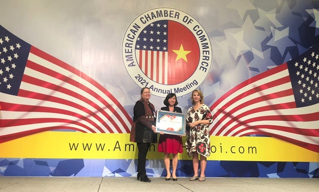 Unilever Vietnam receives dual awards at VCCI’s CSI 2021 and AmCham’s CSR Recognition Award