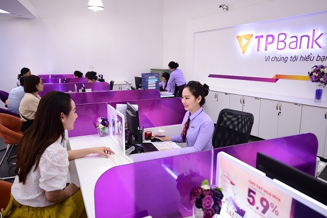 Read more about the article Con gái Phó Chủ tịch TPBank đăng ký mua 1 triệu cp