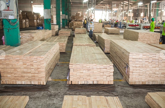 Ngành gỗ đạt kỳ tích kim ngạch xuất khẩu 15,6 tỉ USD - ảnh 1