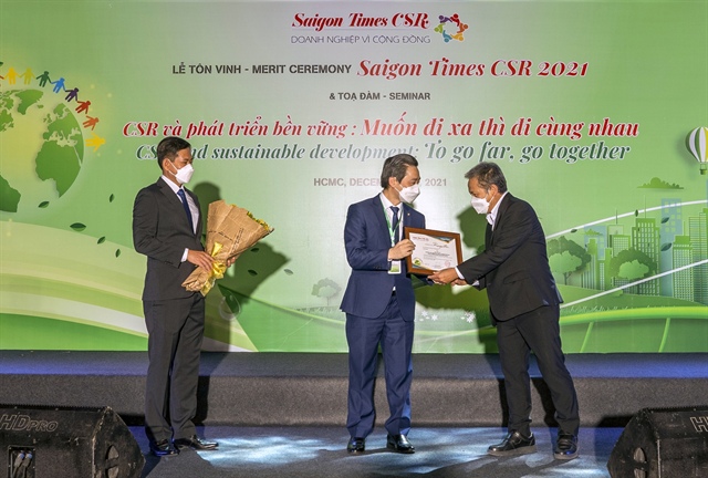 Hanwha Life Vietnam honored as Community-oriented Company by Saigon Times