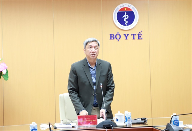 Thủ tướng kỷ luật khiển trách Thứ trưởng Bộ Y tế Nguyễn Trường Sơn - ảnh 1