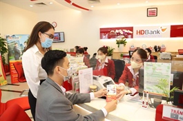 IFC, LeapFrog, and DEG invest US$165 million in HDBank