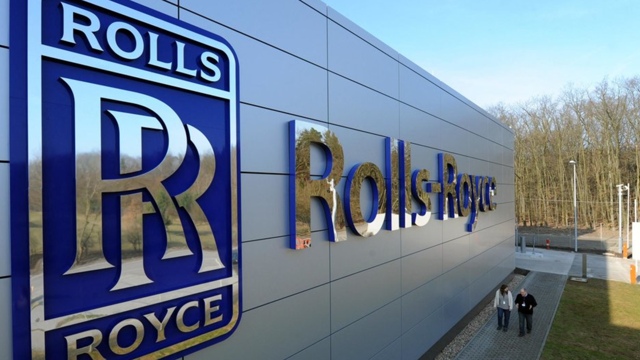 Những người sở hữu xe Roll-Royce, họ là ai?