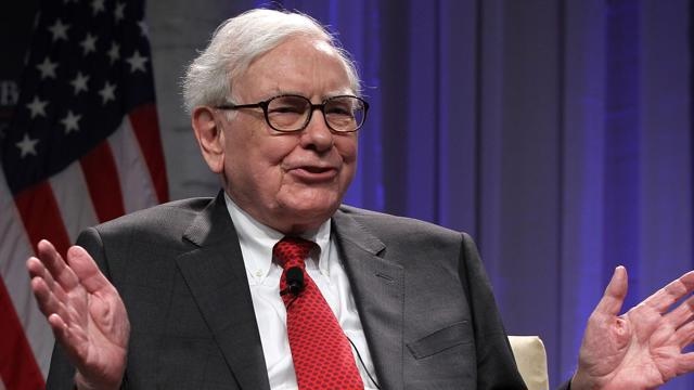 Warren Buffett: Không nên bán tháo cổ phiếu để tích trữ tiền mặt, vàng hay Bitcoin khi xảy ra chiến tranh | Vietstock