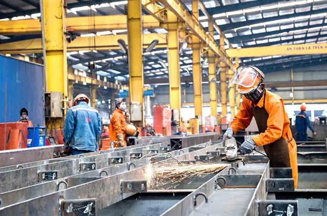 Industrial production maintains growth momentum