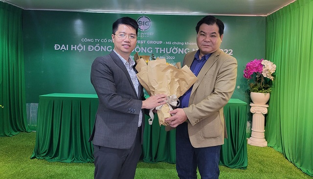 Ông Võ Phi Nhật Huy tín nhiệm trao quyền Chủ tịch HĐQT Big Invest Group cho ông Trần Đình Tú