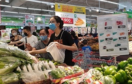 HSBC revises down Vietnam's inflation forecast to 3.5% in 2022