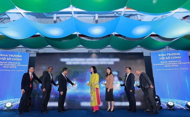 Standard Chartered launches new head office in Hanoi | Vietstock