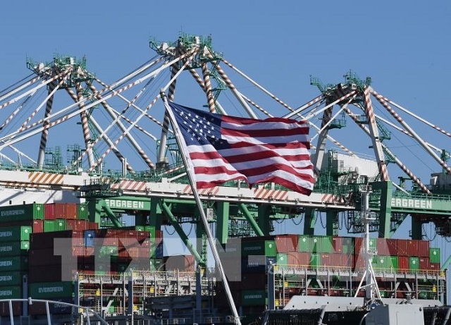Mỹ nâng thuế nhập khẩu với một số hàng hóa Nga lên 35%