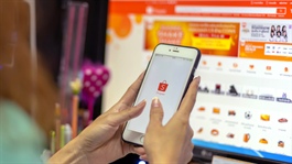 Vietnam leads in annual number of online purchases in Southeast Asia
