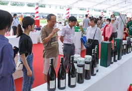 Hanoi honors OCOP products to boost sales in supermarkets