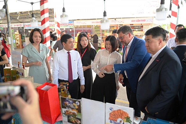 Mekong Delta provinces promote brand products