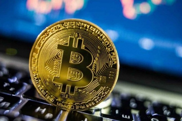 Bitcoin sập giá, hơn nửa tỷ USD bốc hơi | Vietstock