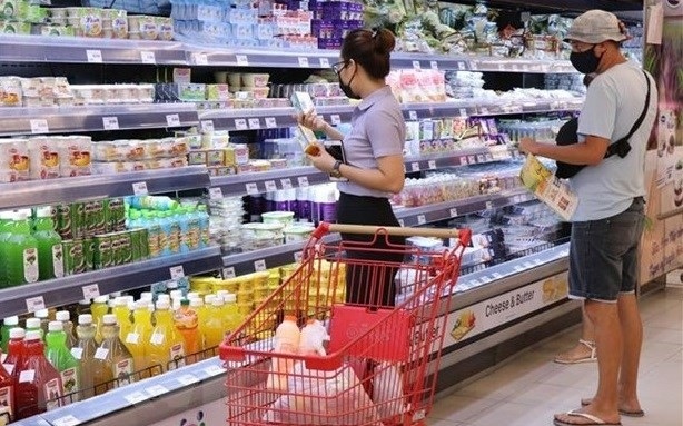 Eight-month revenue from retail, services up 19.3 percent