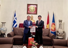 Hanoi, Athens discuss bilateral relation development