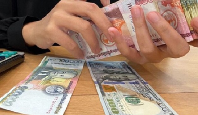 Ngân hàng Nhà nước Lào nỗ lực ổn định tỷ giá hối đoái