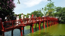 Hanoi receives almost 5.9 million visitors in January-March