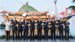Solidarity crucial for independent, self-reliant ASEAN: PM