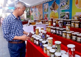 Agricultural safety expo draws 100 businesses to Hanoi
