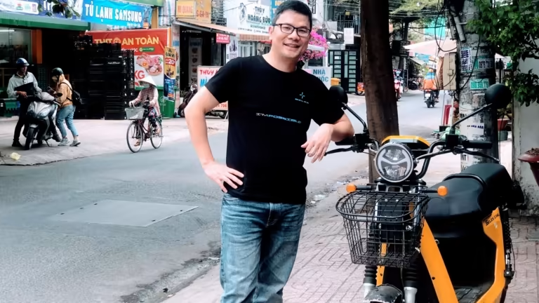 Startup đứng đằng sau các trạm đổi pin xe máy điện tại Việt Nam