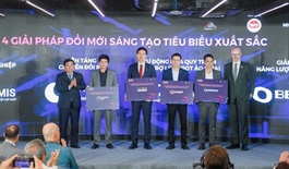 Top 12 solutions awarded for driving digital transformation in business