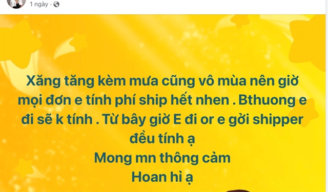 Người bán hàng đăng thông báo thu phí vận chuyển trước áp lực xăng tăng và giá hàng hóa thay đổi. Ảnh chụp màn hình