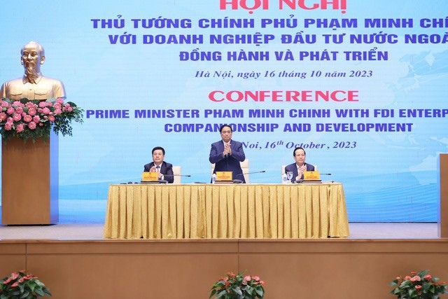 ​Vietnamese PM vows to protect foreign investors’ legitimate rights, interests