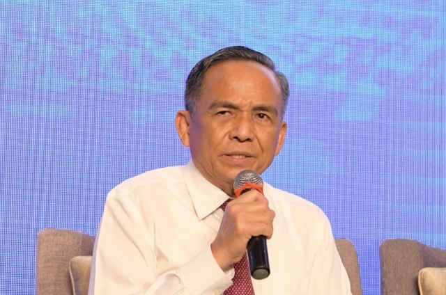 Ông Lê Hoàng Châu cho rằng, 70% khó khăn của các DN bất động sản Việt Nam là do pháp luật chồng chéo.