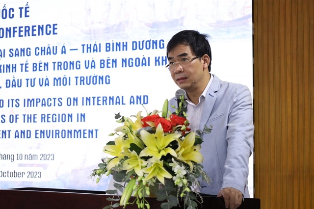 Tiến sĩ Lê Trường Sơn, Hiệu trưởng Trường Đại học Luật TP.HCM chia sẻ tại hội thảo.