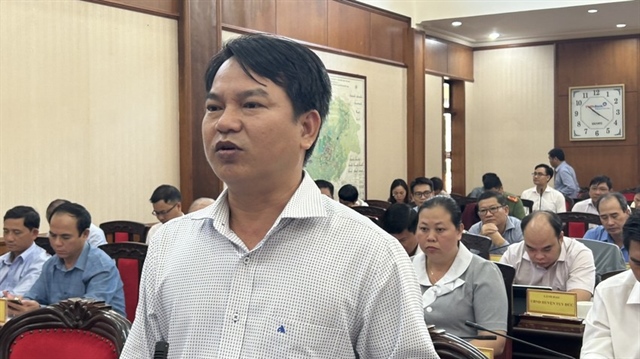 Ông Nguyễn Nhân Bản, Giám đốc Sở GTVT Đắk Nông trả lời câu hỏi của PV. Ảnh: VŨ LONG