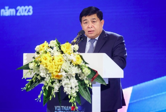 Bộ trưởng Bộ KH&amp;ĐT Nguyễn Chí Dũng phát biểu tại Hội nghị Cấp cao về Công nghệ bán dẫn. Ảnh: M.T