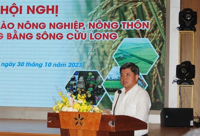 Thứ trưởng Bộ NN&amp;PTNT Trần Thanh Nam phát biểu tại hội nghị. Ảnh: NHẪN NAM