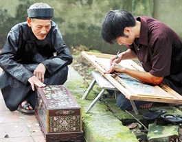 Preserving heritage: Artisans thrive in Hanoi's rural villages