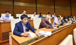 ​Vietnam sets 2024 GDP growth target at 6-6.5 percent