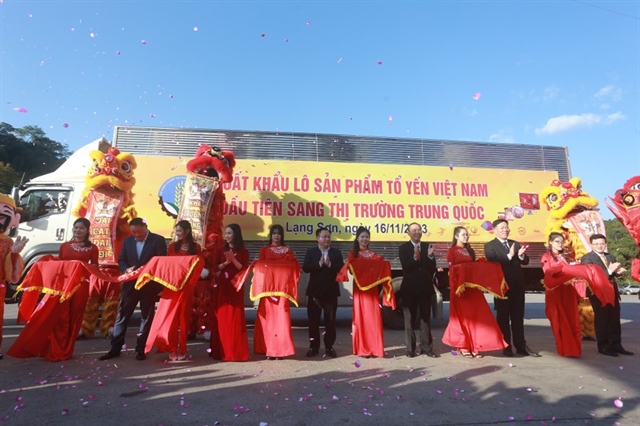 Lễ công bố xuất khẩu lô sản phẩm tổ yến đầu tiên của Việt Nam sang thị trường Trung Quốc theo Nghị định thư.