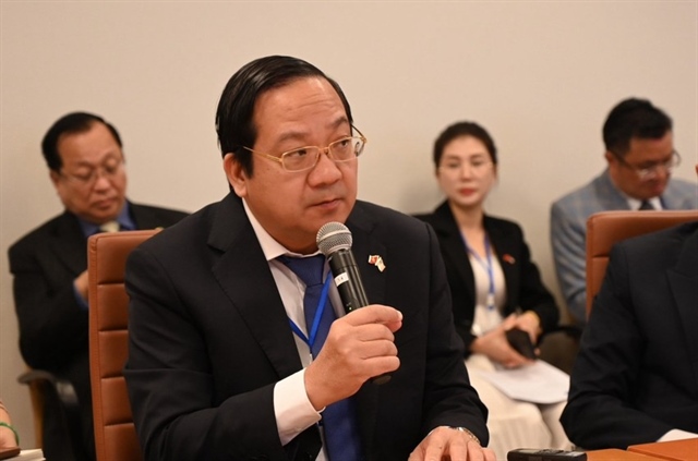 Phó Chủ tịch UBND tỉnh Long An - Nguyễn Minh Lâm phát biểu tại buổi làm việc