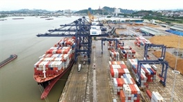 Quảng Ninh increases competitiveness of seaports