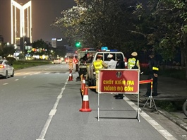 Kiểm tra nồng độ cồn, cú sốc cần thiết để thay đổi 'kinh tế nhậu'