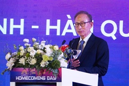 ​Former S.Korean president calls on firms to invest in northern Vietnamese province