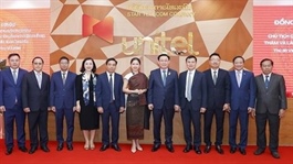 NA Chairman meets leader of Thai Chamber of Commerce, leading Thai firms