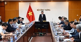 Xây dựng cơ chế giá điện nhập khẩu từ Lào trong quý I/2024