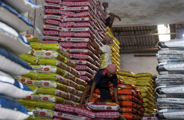 ​ASIA RICE-India rates steady at record highs, Vietnam activity picks up
